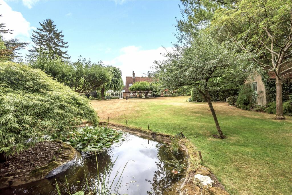 Additional image 30 of Leaves Green, Keston