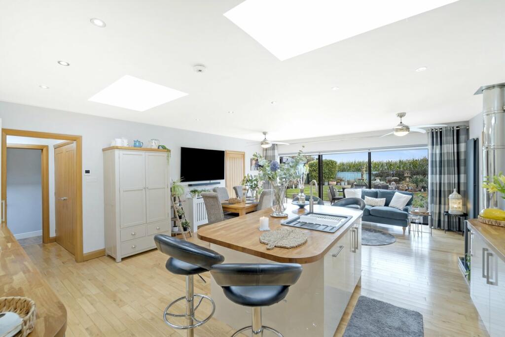 Additional image 15 of Puxton Road, Hewish, Weston-Super-Mare, BS24