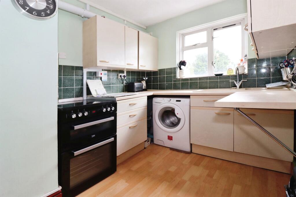 Additional image 2 of Alanscourt, Bristol