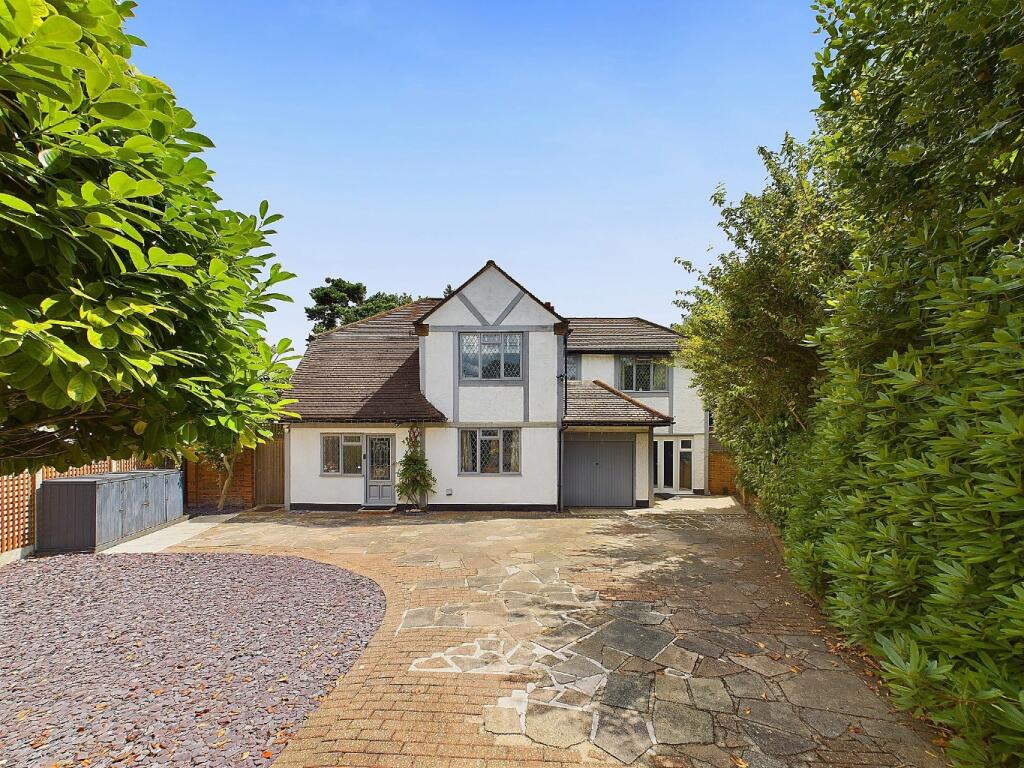 Additional image 4 of Marlings close