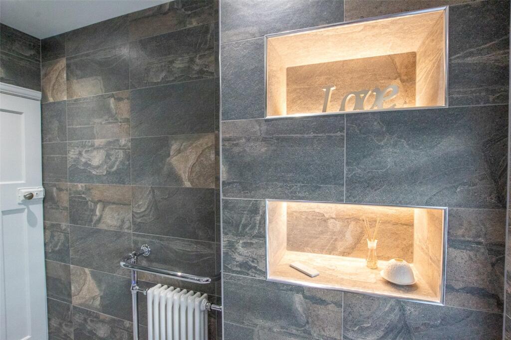 Additional image 16 of Locking Road, Weston-super-Mare, House & Detached Annex, BS22