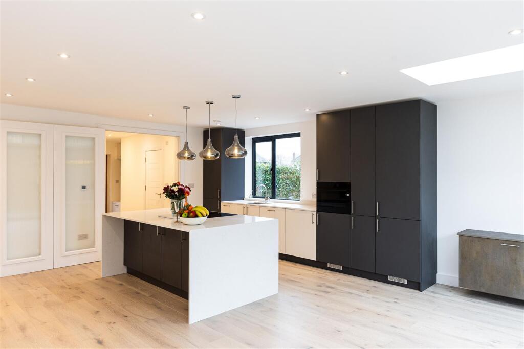 Additional image 15 of Bushey Avenue, Petts Wood, Orpington