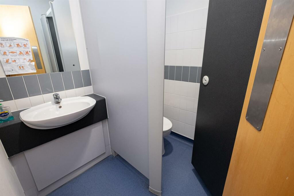 Additional image 23 of FREEHOLD OFFICE BUILDING | BS20