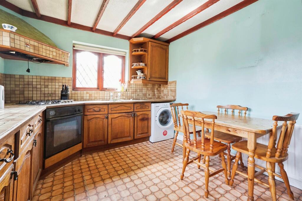 Additional image 4 of Jamie Court, Bradford