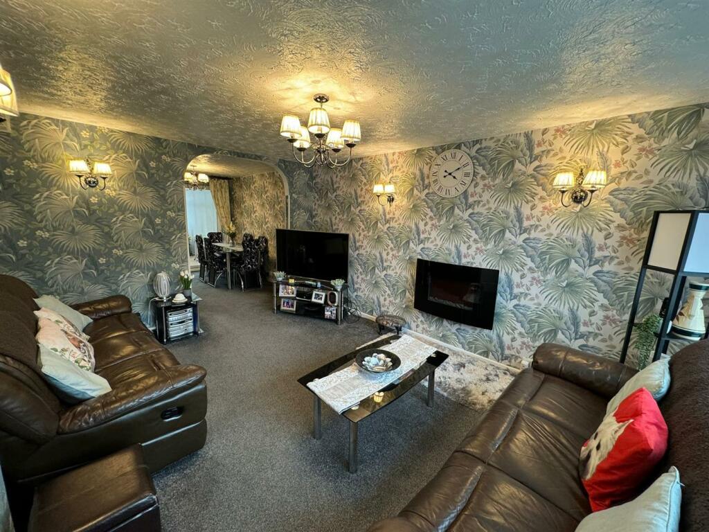 Additional image 4 of Fourlands Court, Bradford