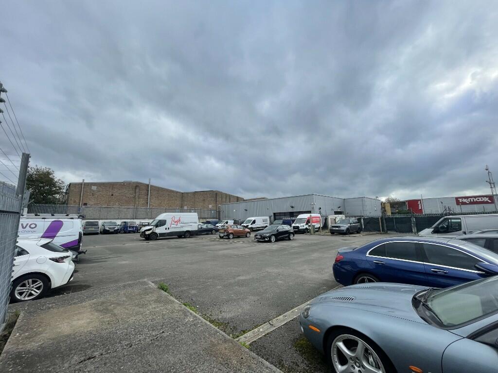 Additional image 3 of 809 Bath Road, Brislington, Bristol BS4 5NL