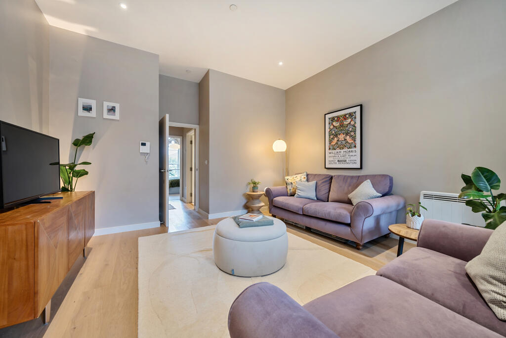 Additional image 4 of Oakfield Court, Oakfield Road, Clifton, Bristol, BS8