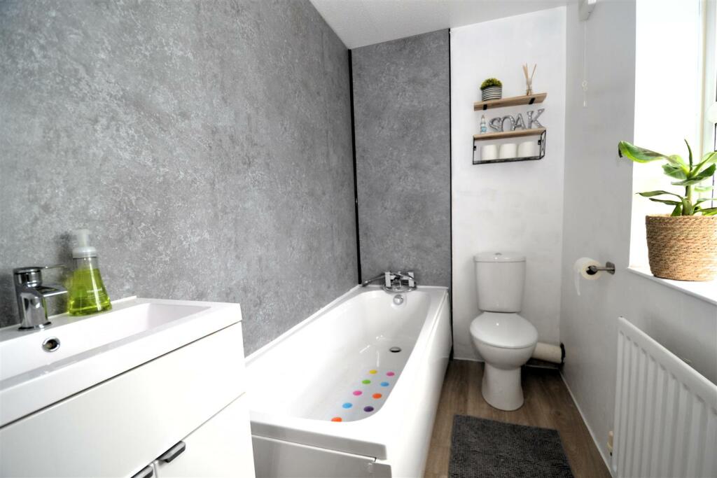 Additional image 10 of Pendle Court, Queensbury, Bradford