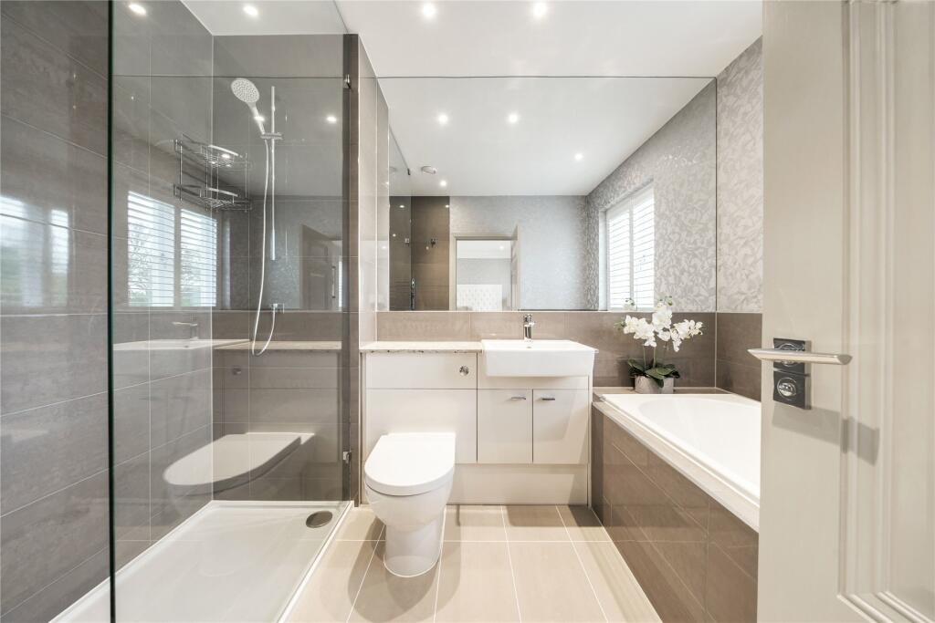 Additional image 16 of Willoughby Lane, Bromley