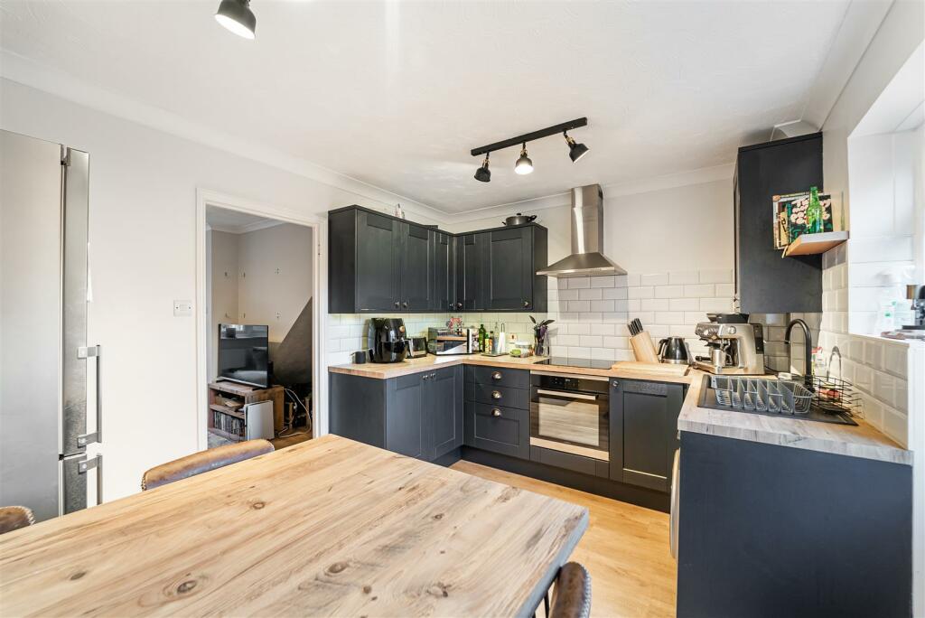 Additional image 3 of Hambledon Road, Worle - STUNNING HOUSE WITH GARAGE