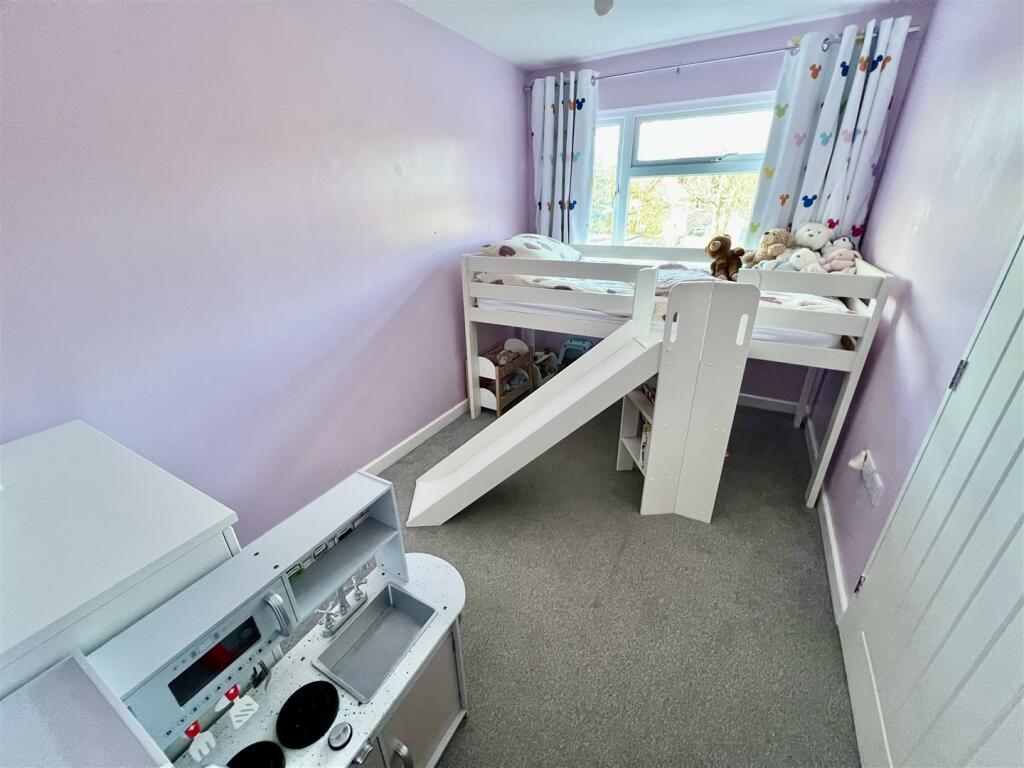 Additional image 10 of Family Home in Cul-de-sac Location