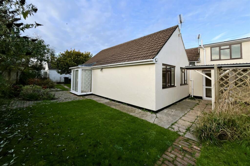 Additional image 34 of DETACHED | BASIC UPDATING | STOKE LODGE