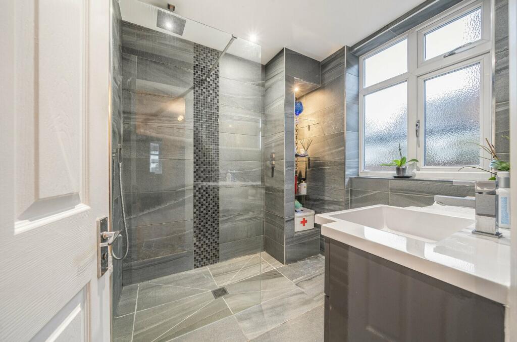 Additional image 16 of Southborough Lane, Bromley, BR2