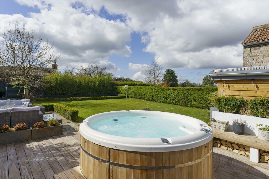 Additional image 25 of Camp Road, Oldbury-On-Severn, Bristol