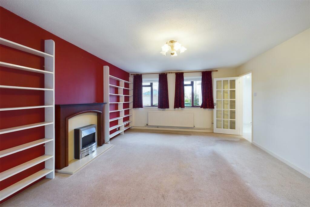 Additional image 7 of DETACHED | BASIC UPDATING | STOKE LODGE