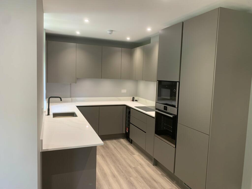 Additional image 17 of 2 Bromley Avenue, Bromley, BR1