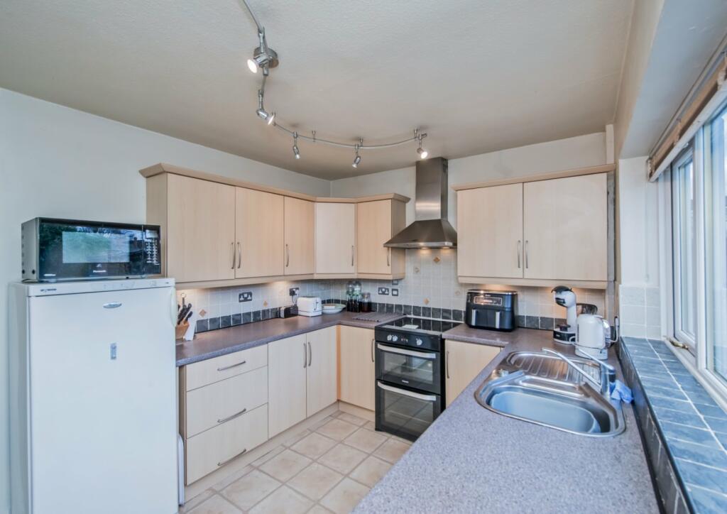 Additional image 5 of Swincliffe Close, Gomersal, Cleckheaton, West Yorkshire, BD19