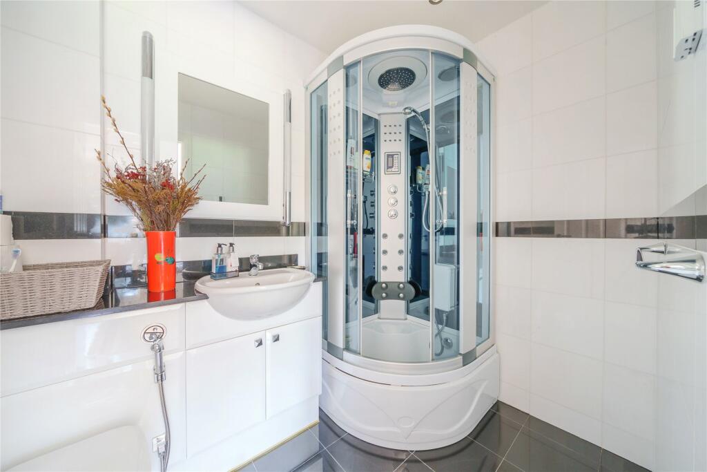 Additional image 31 of Westleigh Drive, Bromley