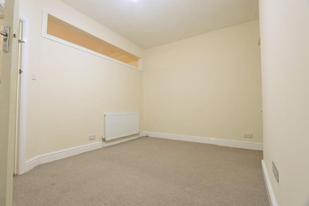 Additional image 6 of Basement Flat,  Sydenham Road, Cotham, Bristol