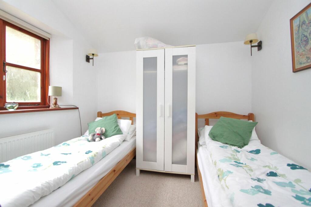 Additional image 17 of Bristol Road, Thornbury, BS35