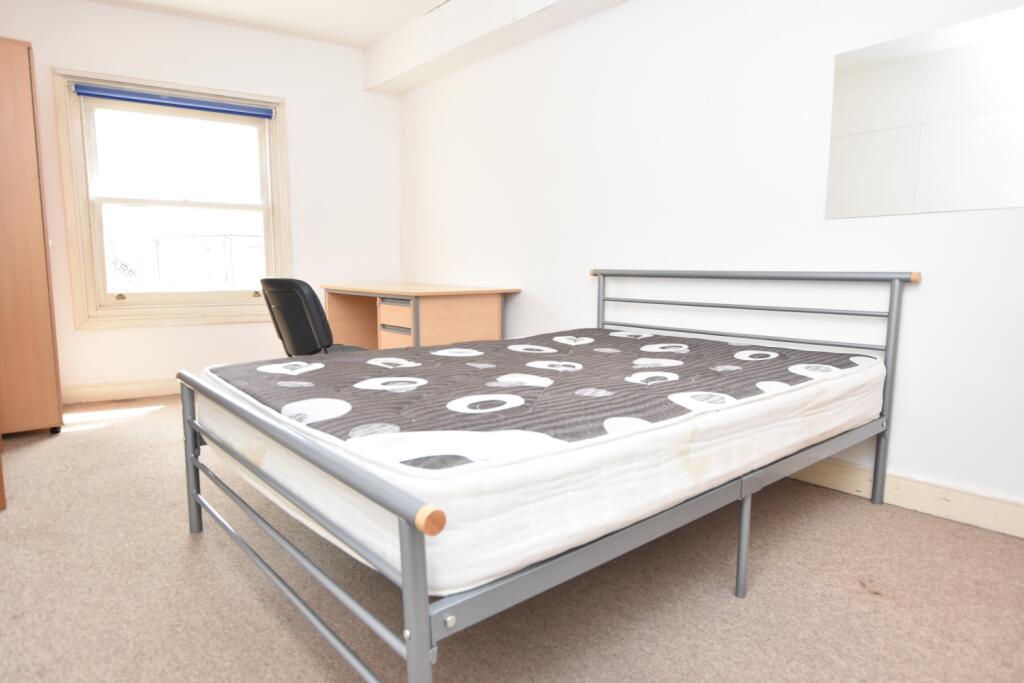 Additional image 9 of Hotwell Road, Upper Maisonette, Pembroke House, Hotwells, BS8 4SA