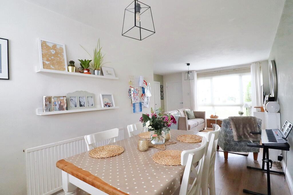 Additional image 7 of Wharfedale, Thornbury, BS35