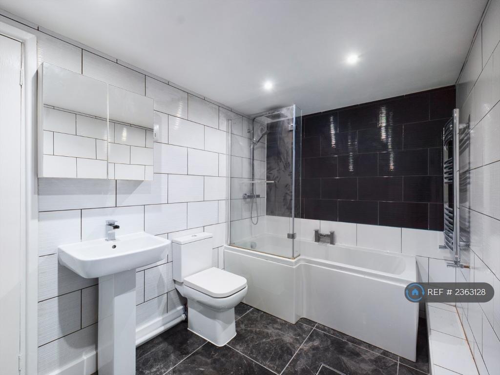 Additional image 11 of Claremont Hall, Clevedon, BS21