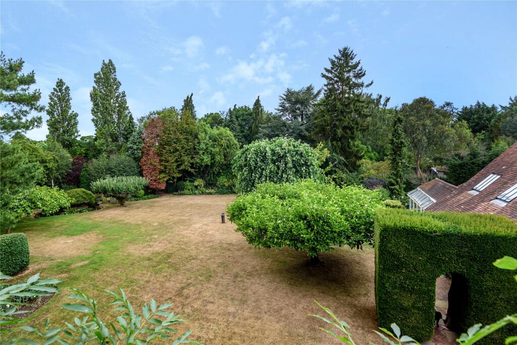 Additional image 28 of Leaves Green, Keston