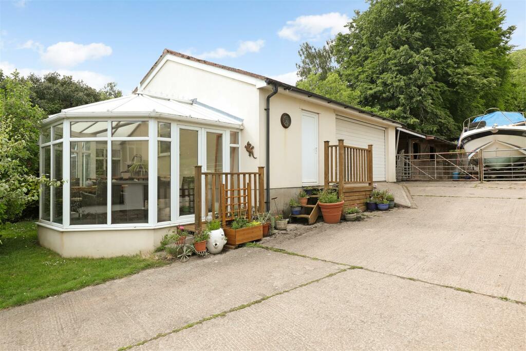 Additional image 19 of Two acres and stables in popular village location