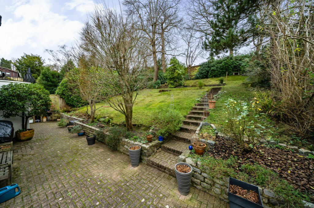 Additional image 26 of Logs Hill, Chislehurst, Kent, BR7