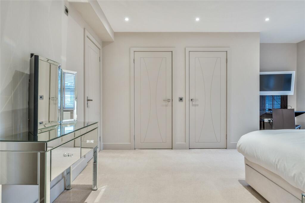 Additional image 30 of Wood Way, Farnborough Park