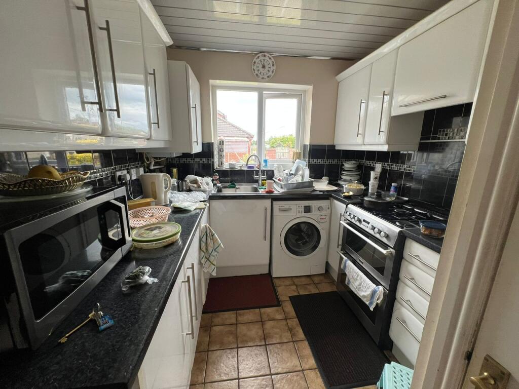 Additional image 5 of Penny Hill Drive, Clayton, Bradford, BD14 6NH