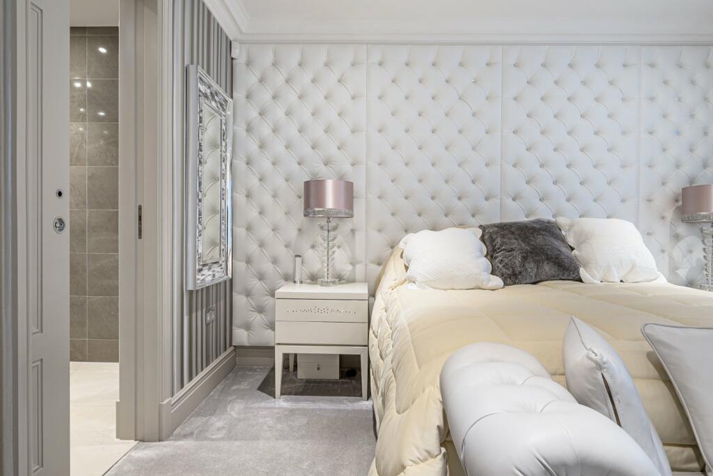 Additional image 13 of Willoughby Lane, Bromley, BR1