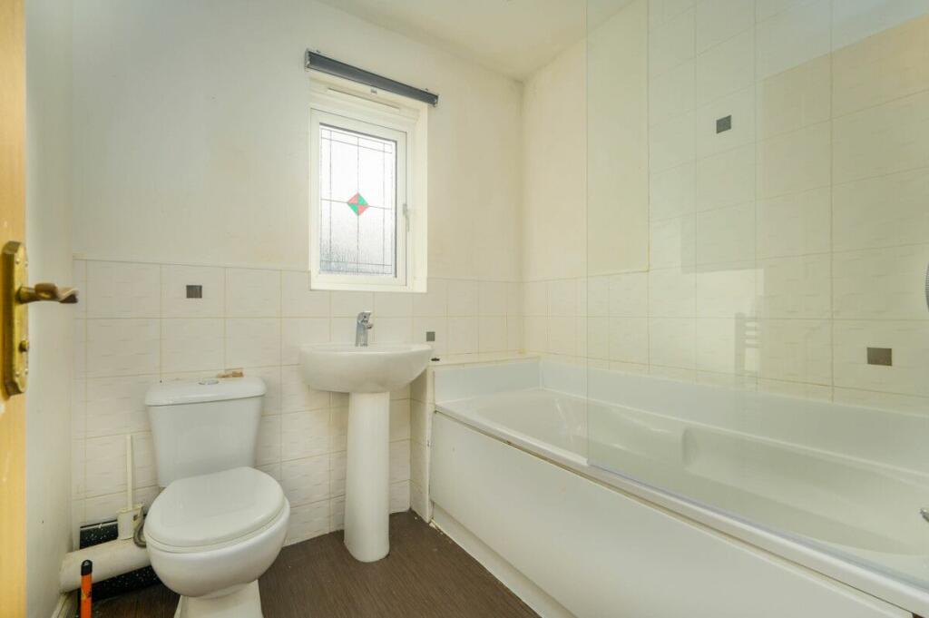 Additional image 16 of Summerbank Close, Drighlington