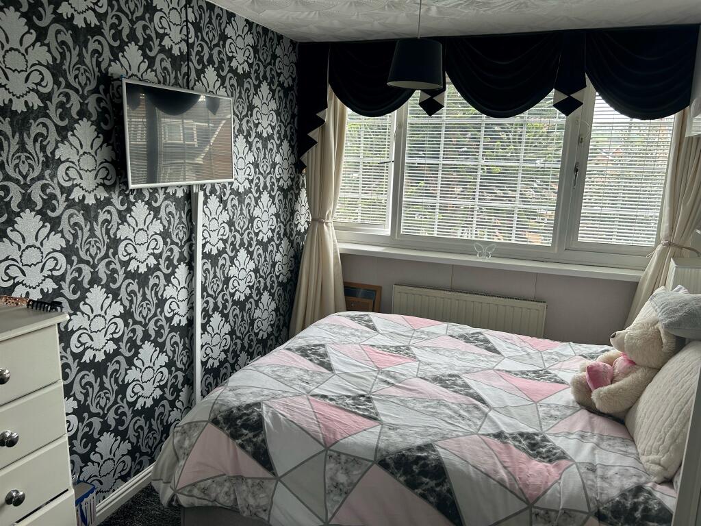 Additional image 10 of Crescent Walk, Clayton, Bradford
