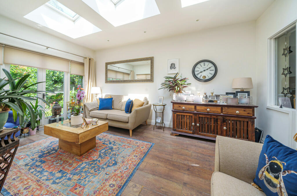 Additional image 3 of Woodland Way, Petts Wood, BR5