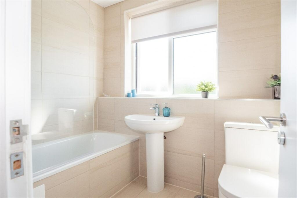 Additional image 7 of 4 bedroom Semi Detached House in Jean Road, Bristol