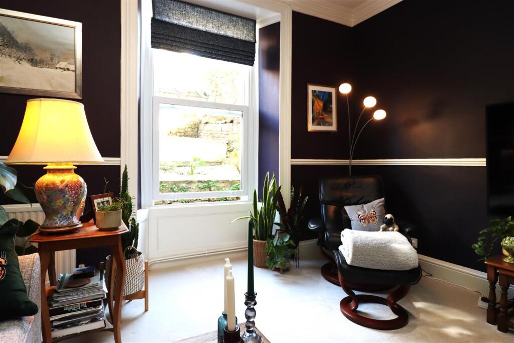 Additional image 6 of A beautiful Victorian apartment minutes from the seafront