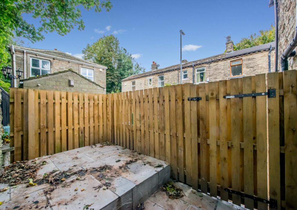 Additional image 10 of Old Lane, Birkenshaw, Bradford, West Yorkshire, BD11