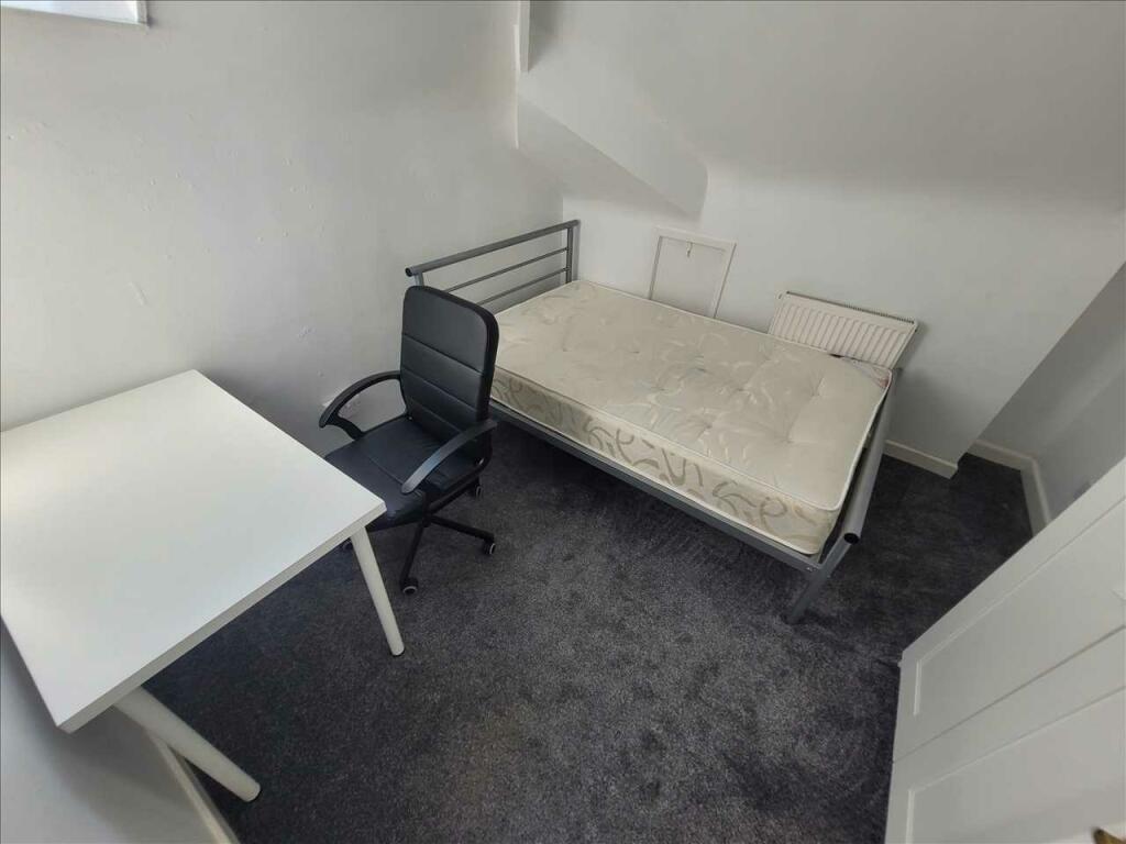 Additional image 7 of Chesterfield Road