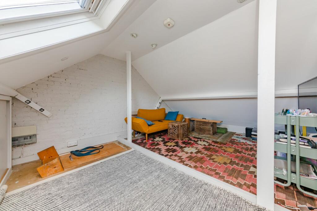 Additional image 13 of The Course, Lewes, BN7