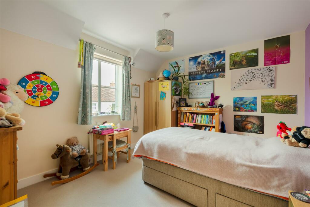 Additional image 9 of Baron Close, Bitton, Bristol