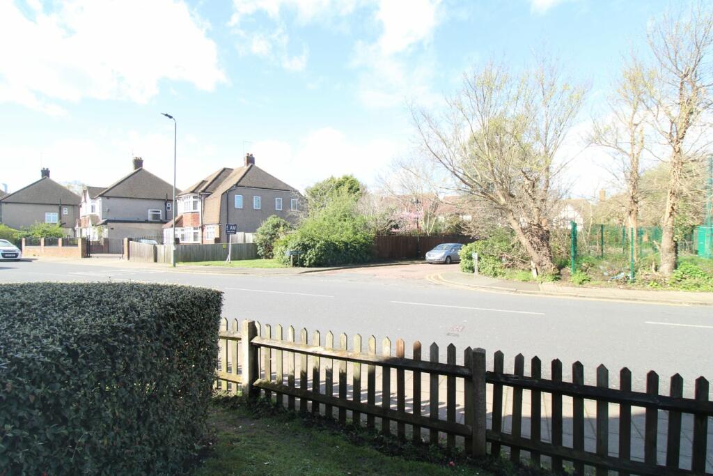 Additional image 9 of Deer Park Way, West Wickham, BR4