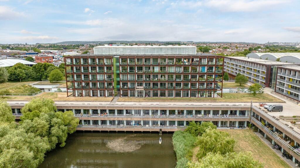 Additional image 21 of Lake Shore Drive, Bristol