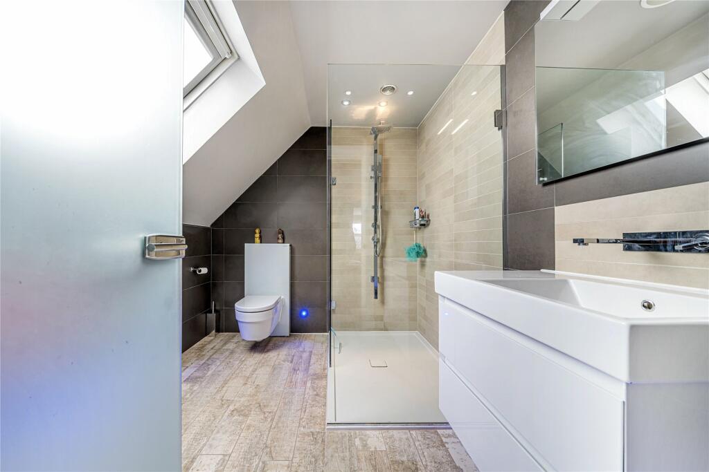 Additional image 26 of The Glen, Farnborough Park