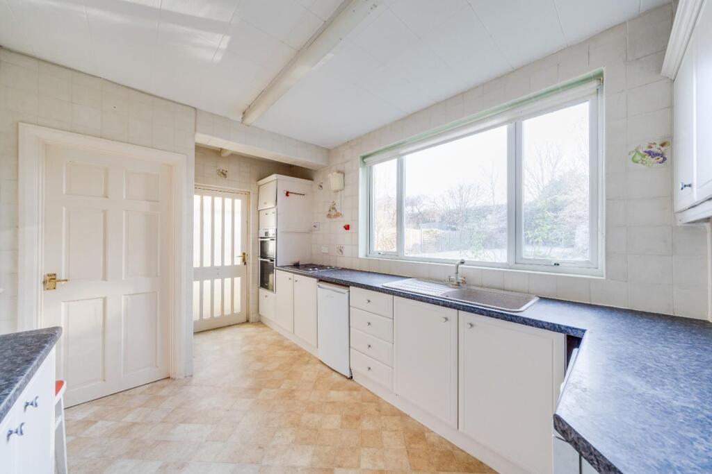 Additional image 11 of Substantial residence boasting endless potential in the village of Winscombe