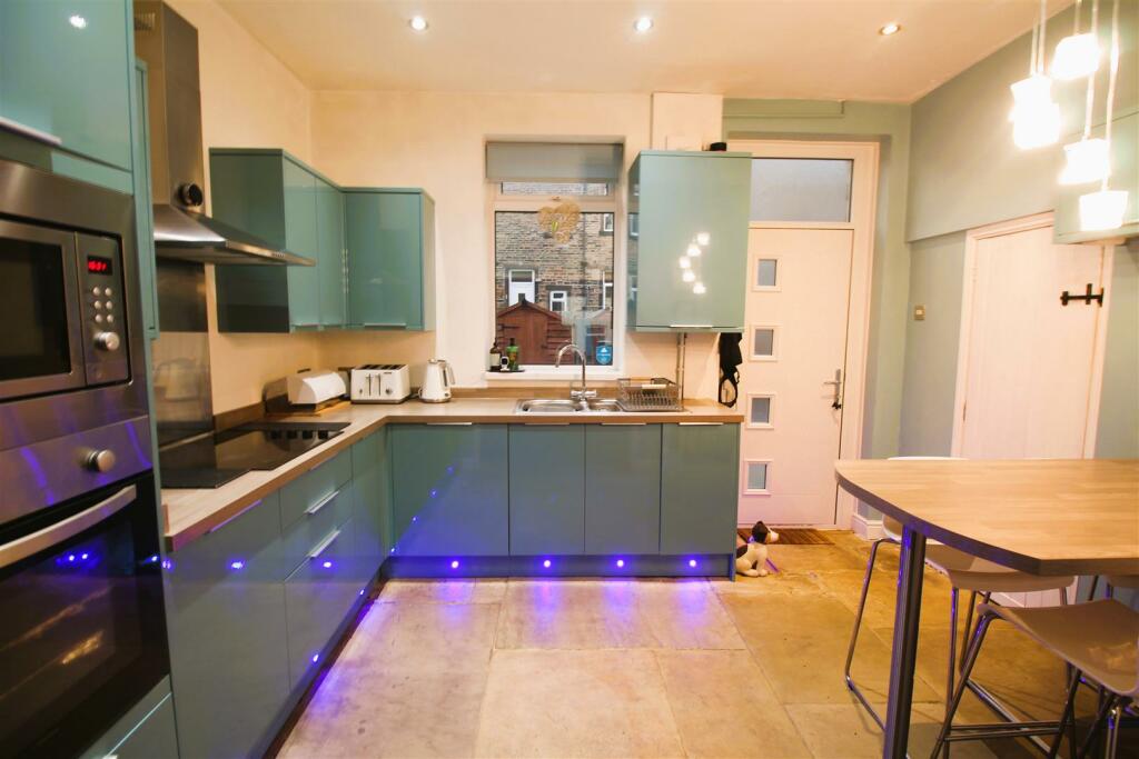Additional image 19 of Mayfield View, Wyke, Bradford
