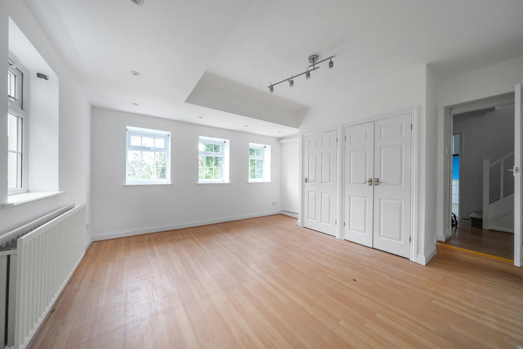 Additional image 21 of Roundwood, Chislehurst, Kent