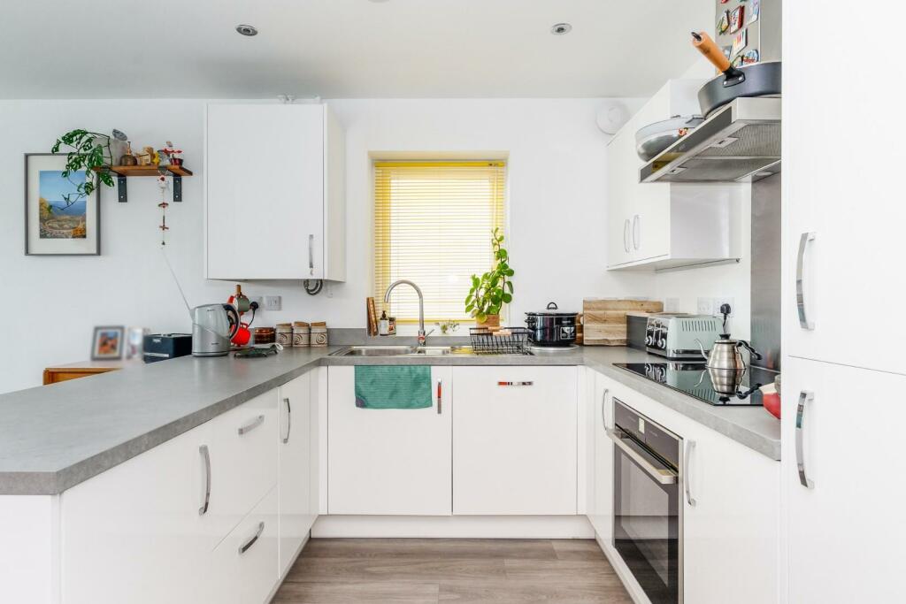 Additional image 5 of Nearly new three bedroom home on highly popular Court de Wyck development in Claverham