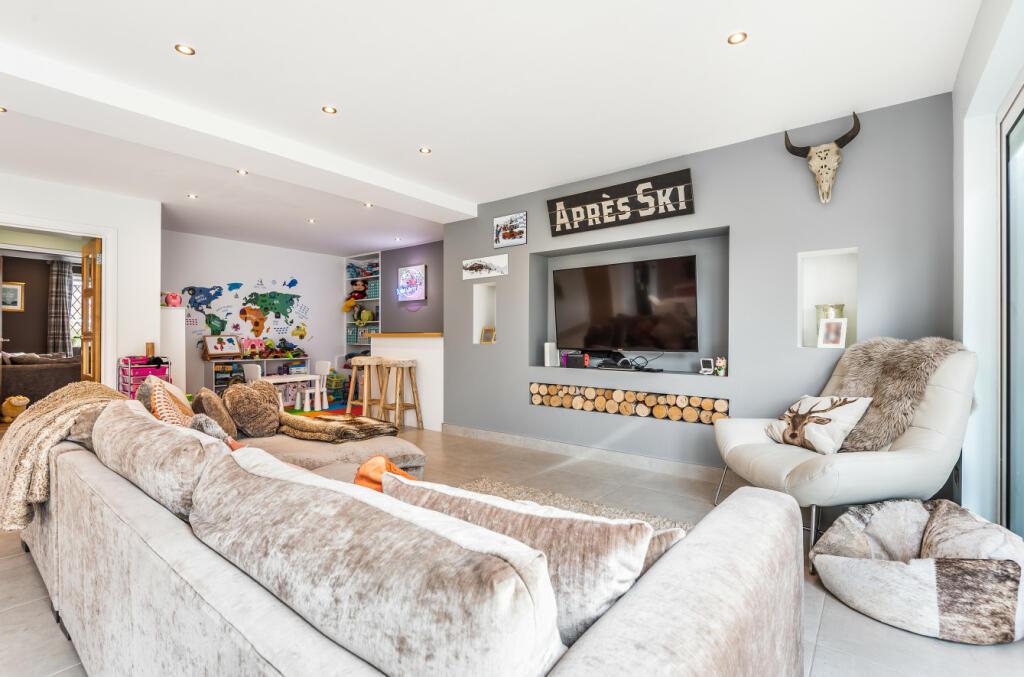 Additional image 8 of Greencourt Road, Petts Wood, Kent, BR5